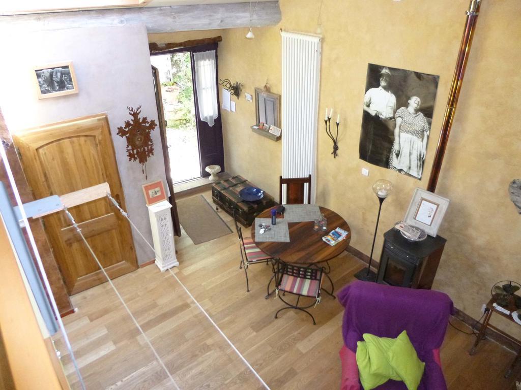 Chambre D'Hotes La Romarine Barnave Exteriér fotografie